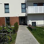 Apartament 2 Pokojowy Z Ogrodkiem Lub Pokoje
