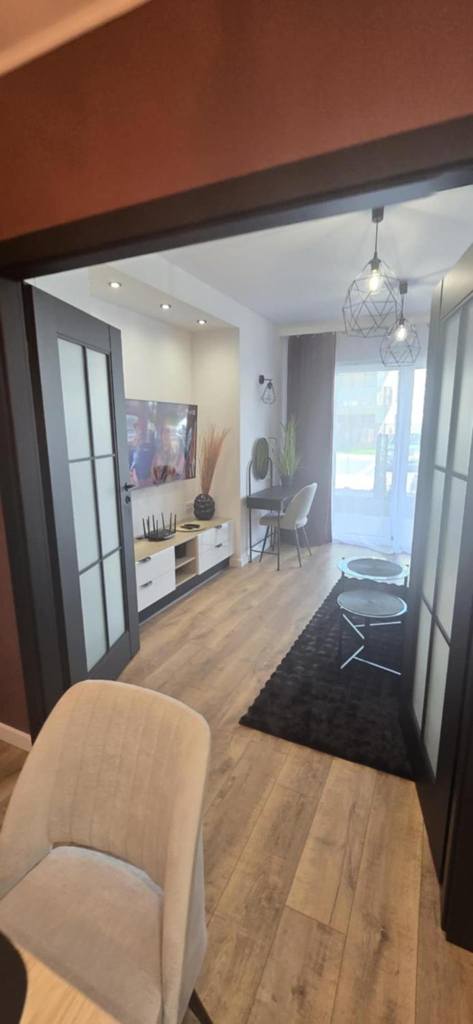 2 Pokojowy Z Ogrodkiem Lub Apartament