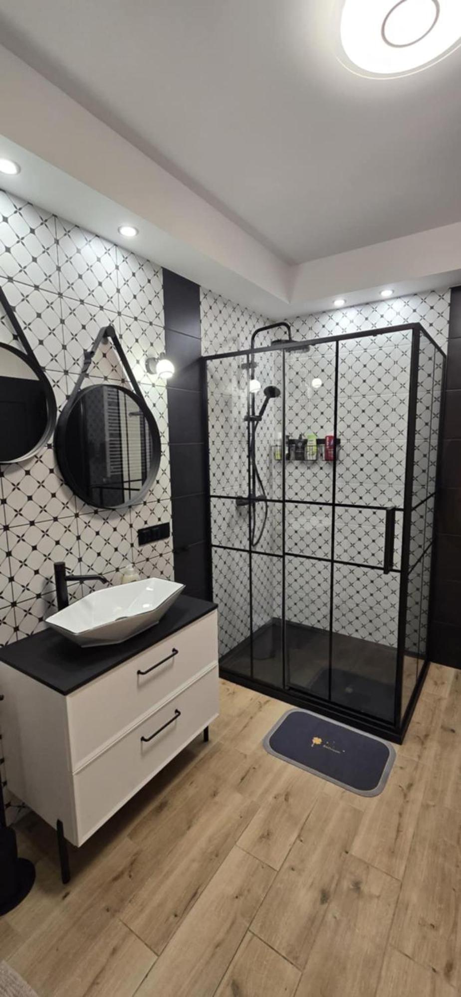 2 Pokojowy Z Ogrodkiem Lub Apartament
